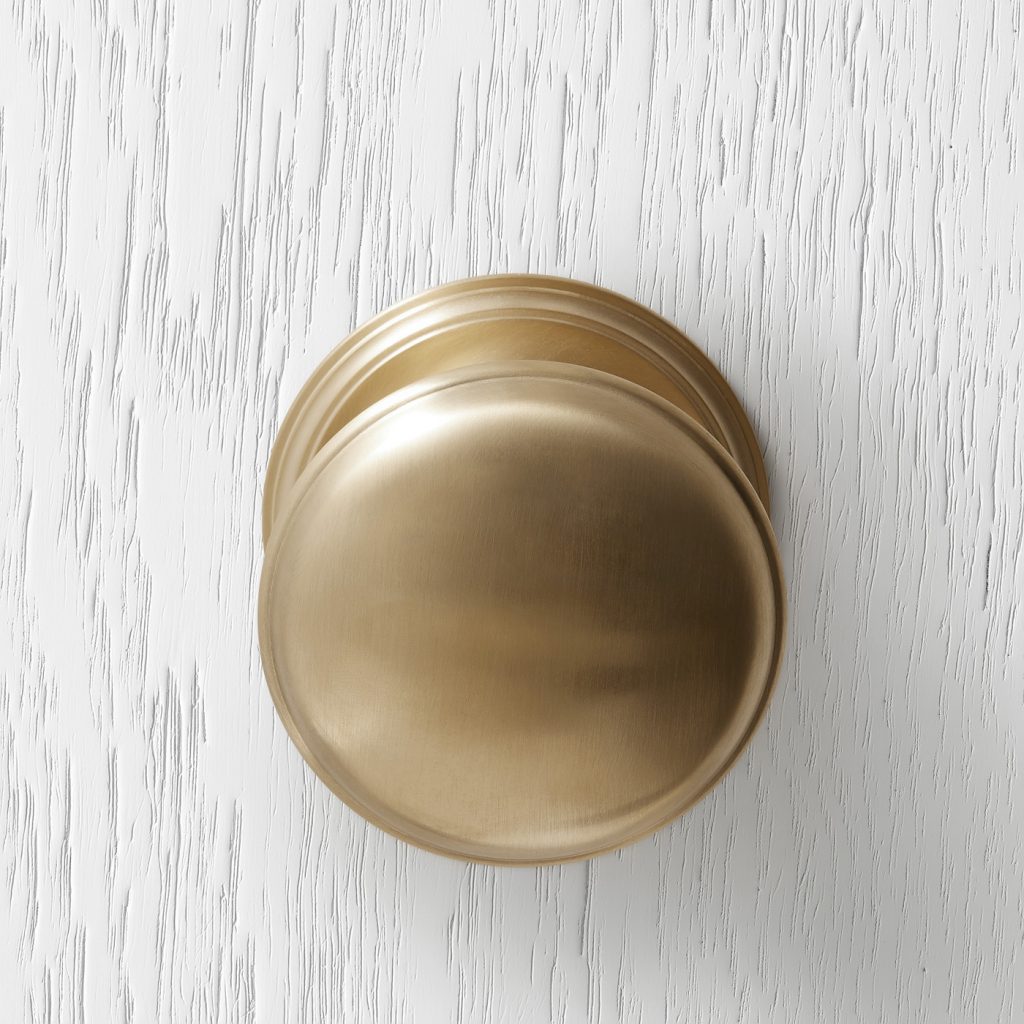 ISOTTA CENTER KNOB